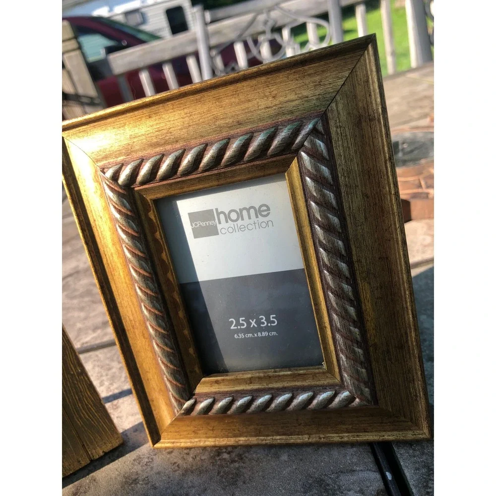 Gold Picture Frame Set 2.5x3.5 JCPenney Home Collection & Sicura Rustic Rope